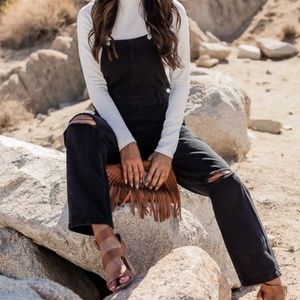 PINK LILLY KEEP LOOKING UP BLACK OVERALLS